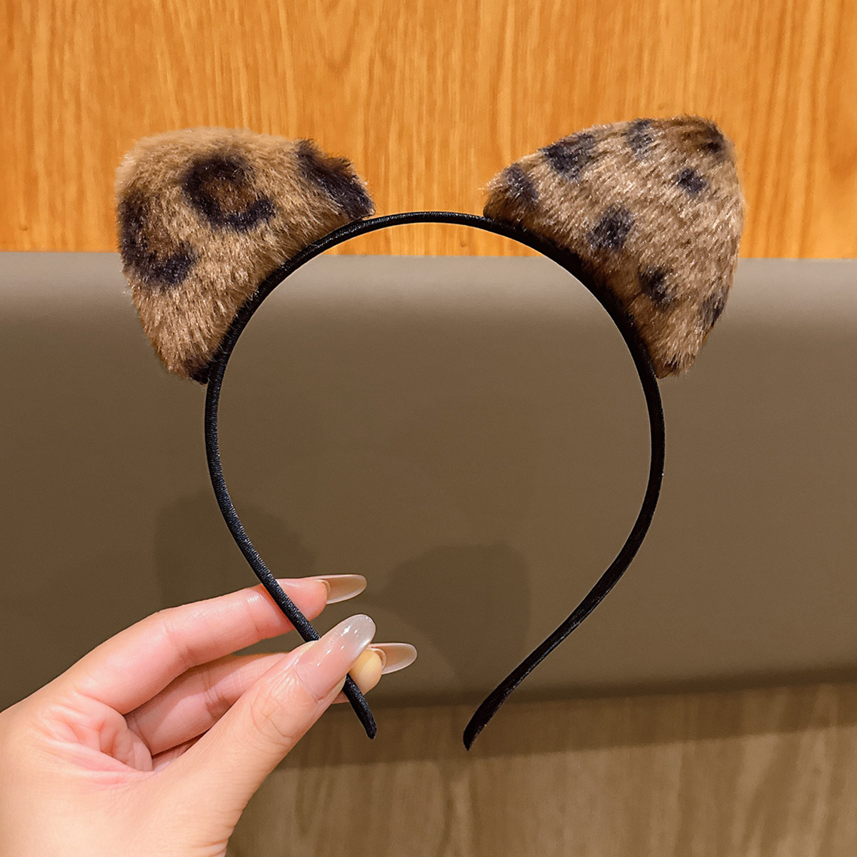 Opaska do włosów z uszami kota – Reindeer Antlers Headband recenzja i cena